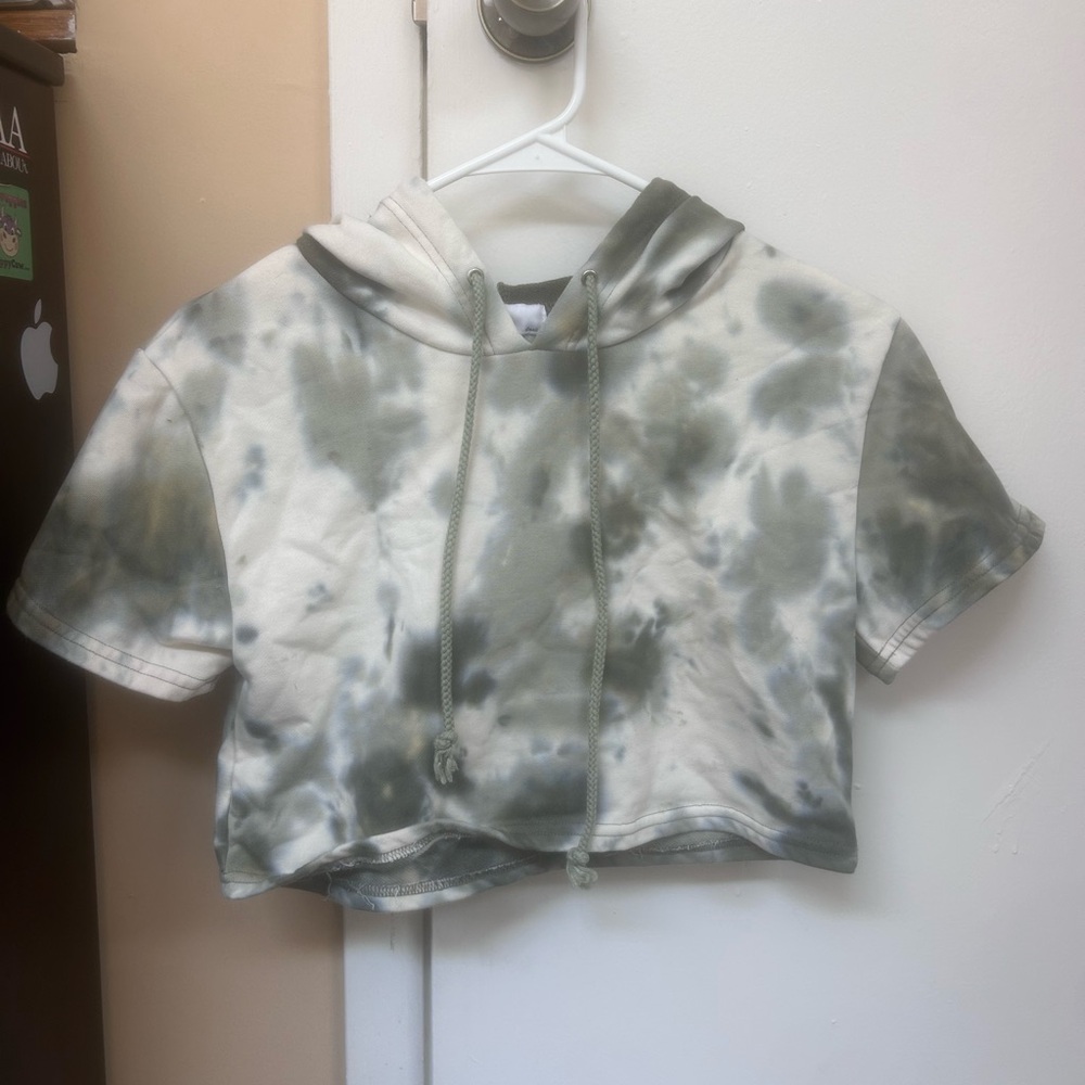 Hot & Delicious Green and White Cropped Tie-Dye Hoodie